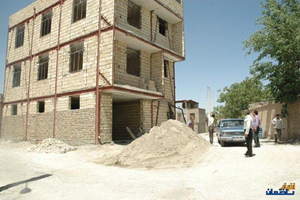 جولان ساخت و سازهای غیرمجاز در مهریز