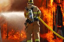 بیمه آتش سوزی؛ آسودگی خاطر شما در برابر حوادث پیشبینی نشده